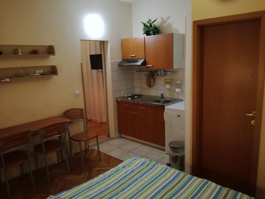 Apartments Kurtic Makarska Exterior photo